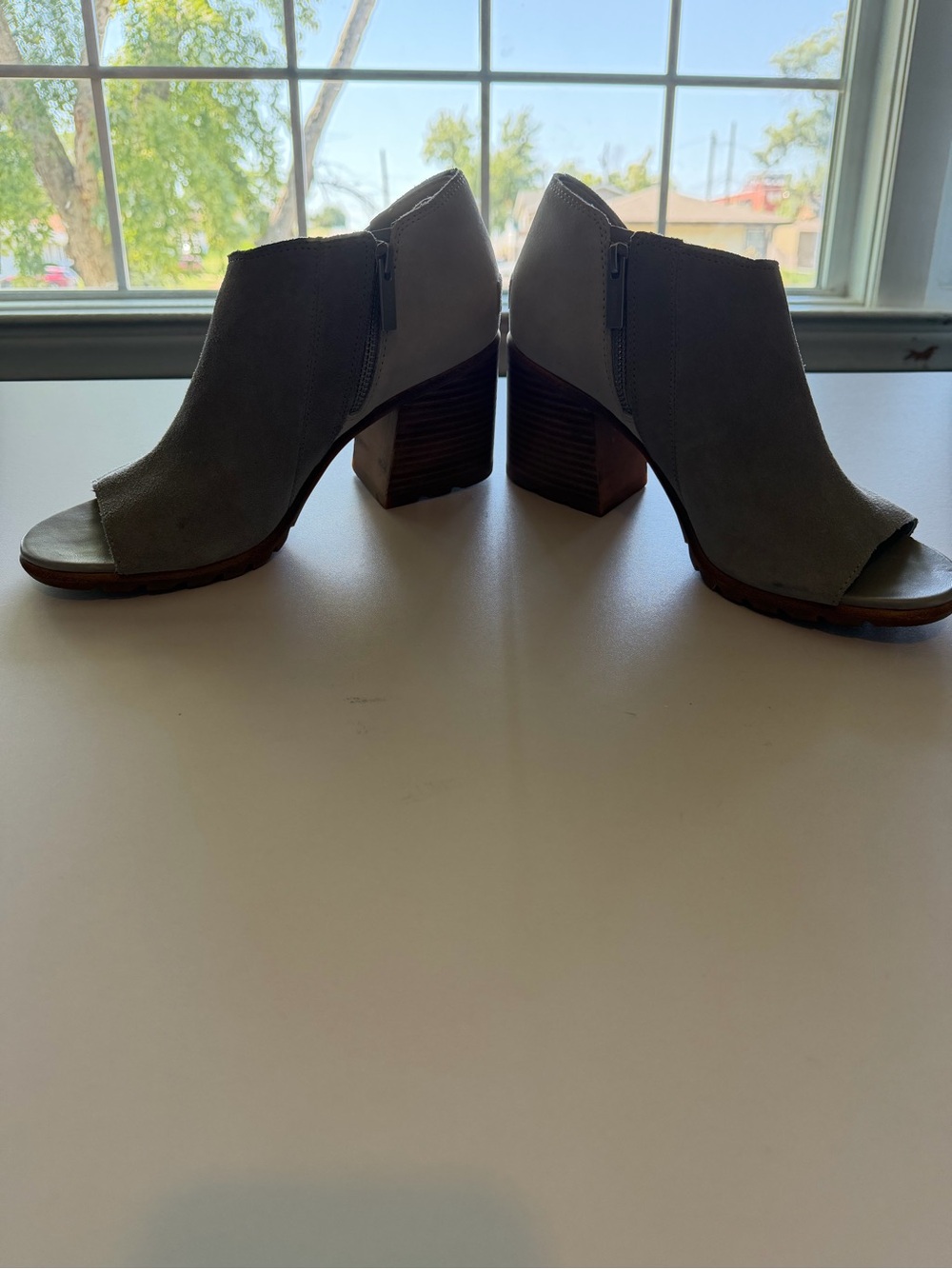 Sorel Two-Tone Beige and Gum Lug Heel Ankle Boots